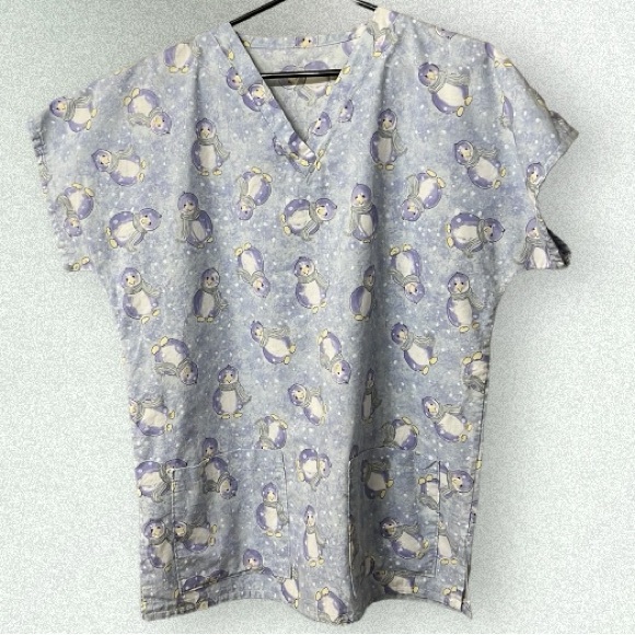 Scrub top Bundle! - Picture 8 of 10